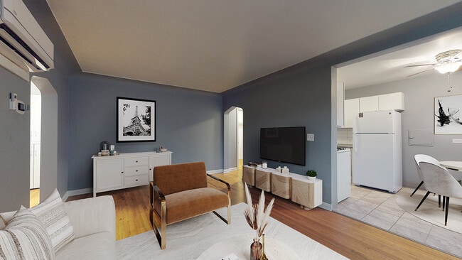 Building Photo - 1422 Leyden