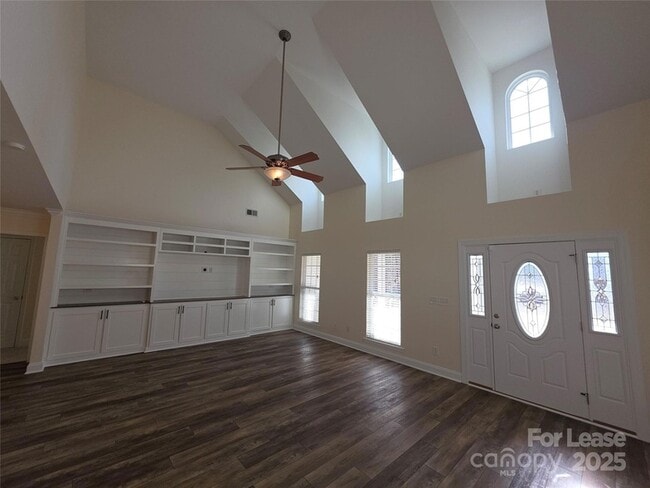 Building Photo - 1682 Lane Rd