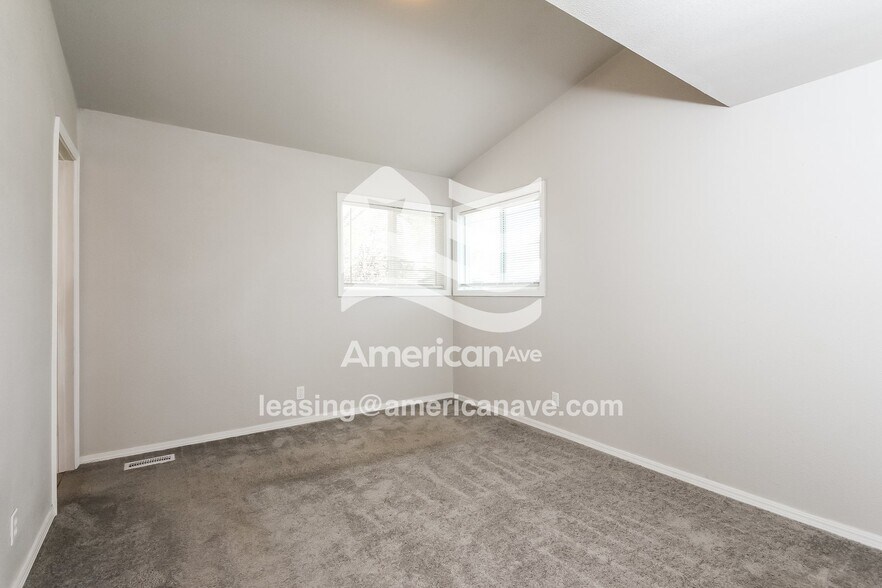 Building Photo - 536 S 102nd E Ave