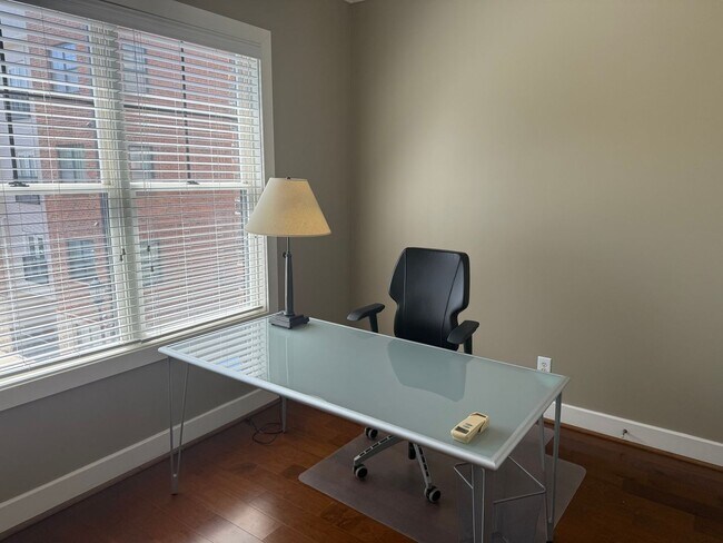 Building Photo - Furnished 1 Bedroom W/ Office in Winstead Commons! Convenient to Lawndale Dr, Battleground Ave, a...