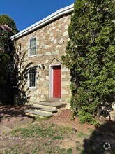 Building Photo - 743 Durham Rd
