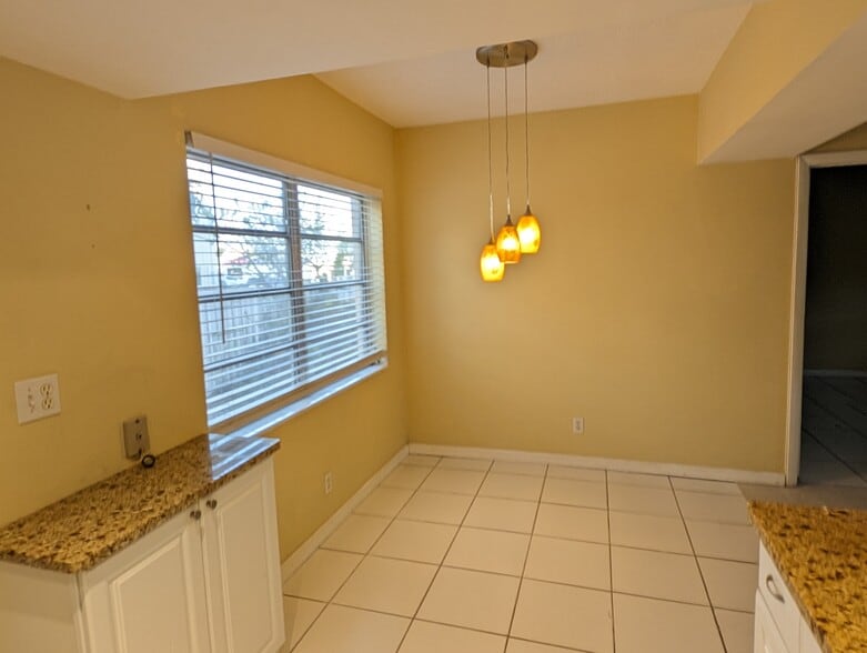 Dining Area - 2451 NE 49th St