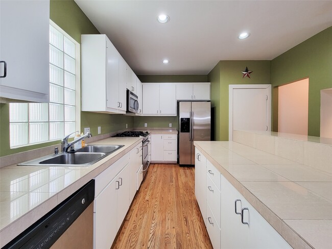 Building Photo - 3534 Omeara Dr