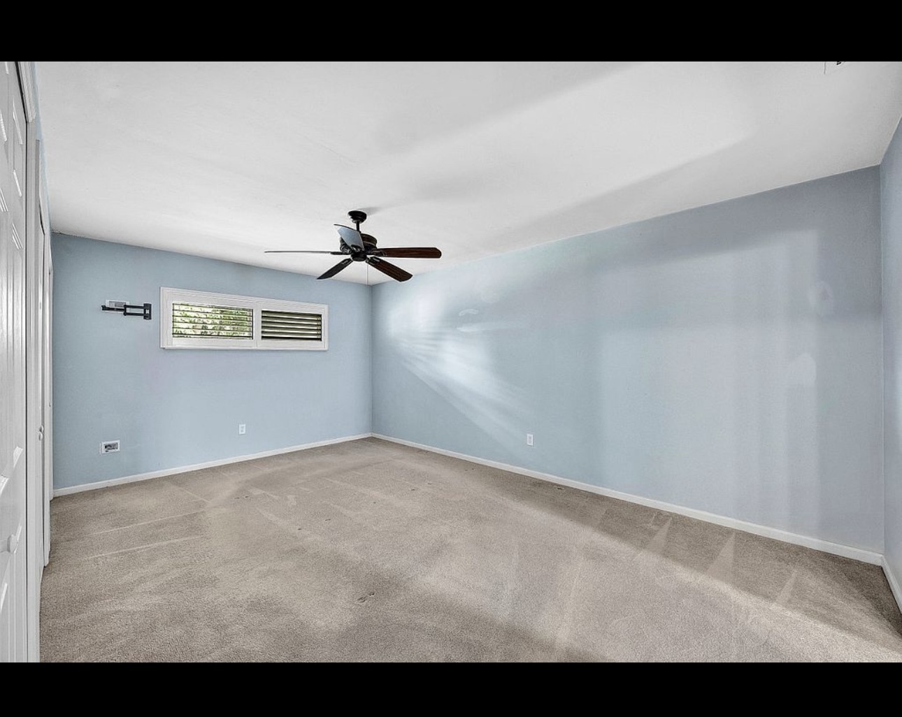 Building Photo - 4280 Island Cir