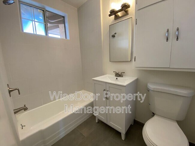 Building Photo - 1101 Beach St