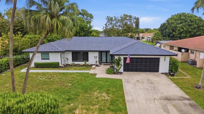 Building Photo - 9935 Ramblewood Dr