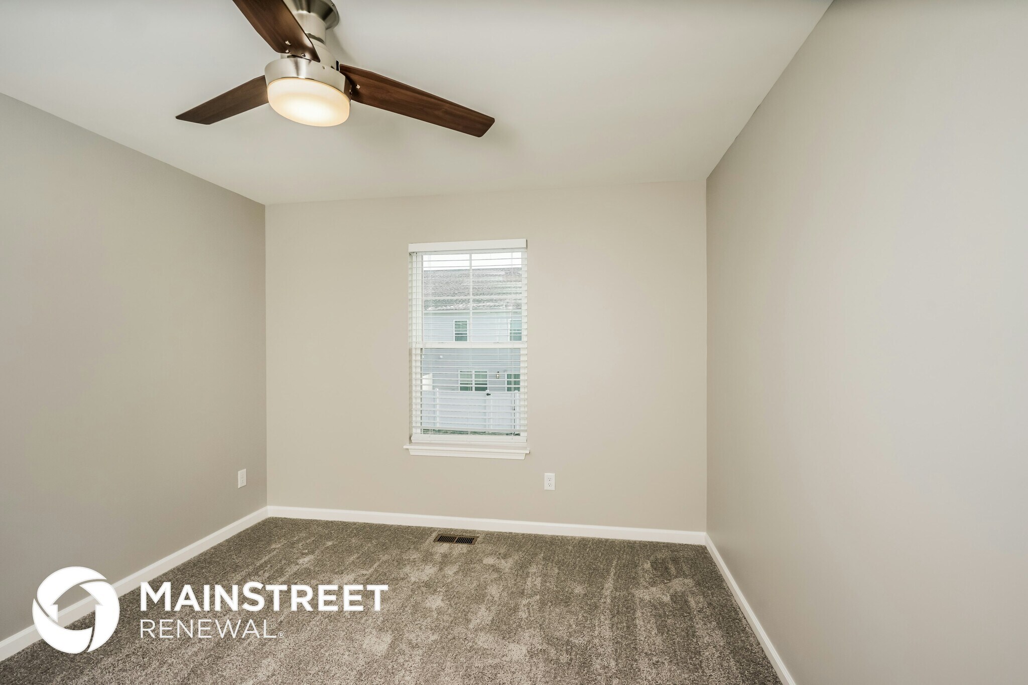 Building Photo - 2063 N Sarah Dr