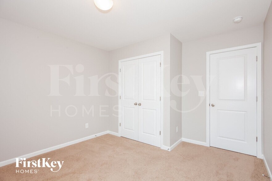 Building Photo - 3004 Apple Orchard Pl