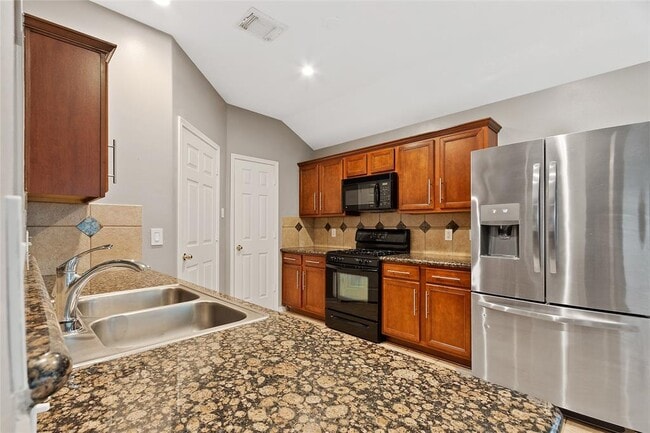 Building Photo - 9231 Taftsberry Dr