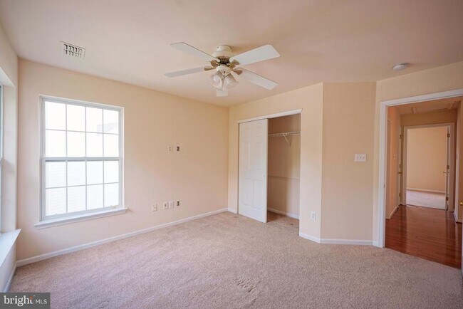 Building Photo - 106 Europa Blvd