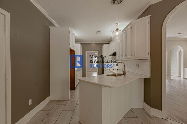 Building Photo - 4 Bed/2.5 Bath Home in Jackson in Heatherton