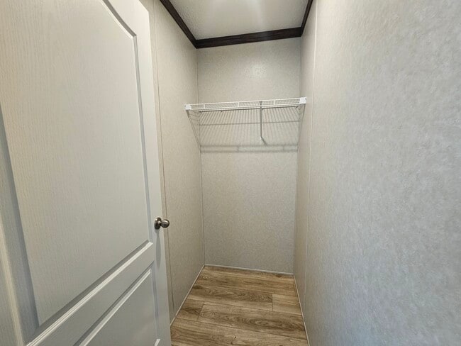 Building Photo - 46000 Geddes Rd