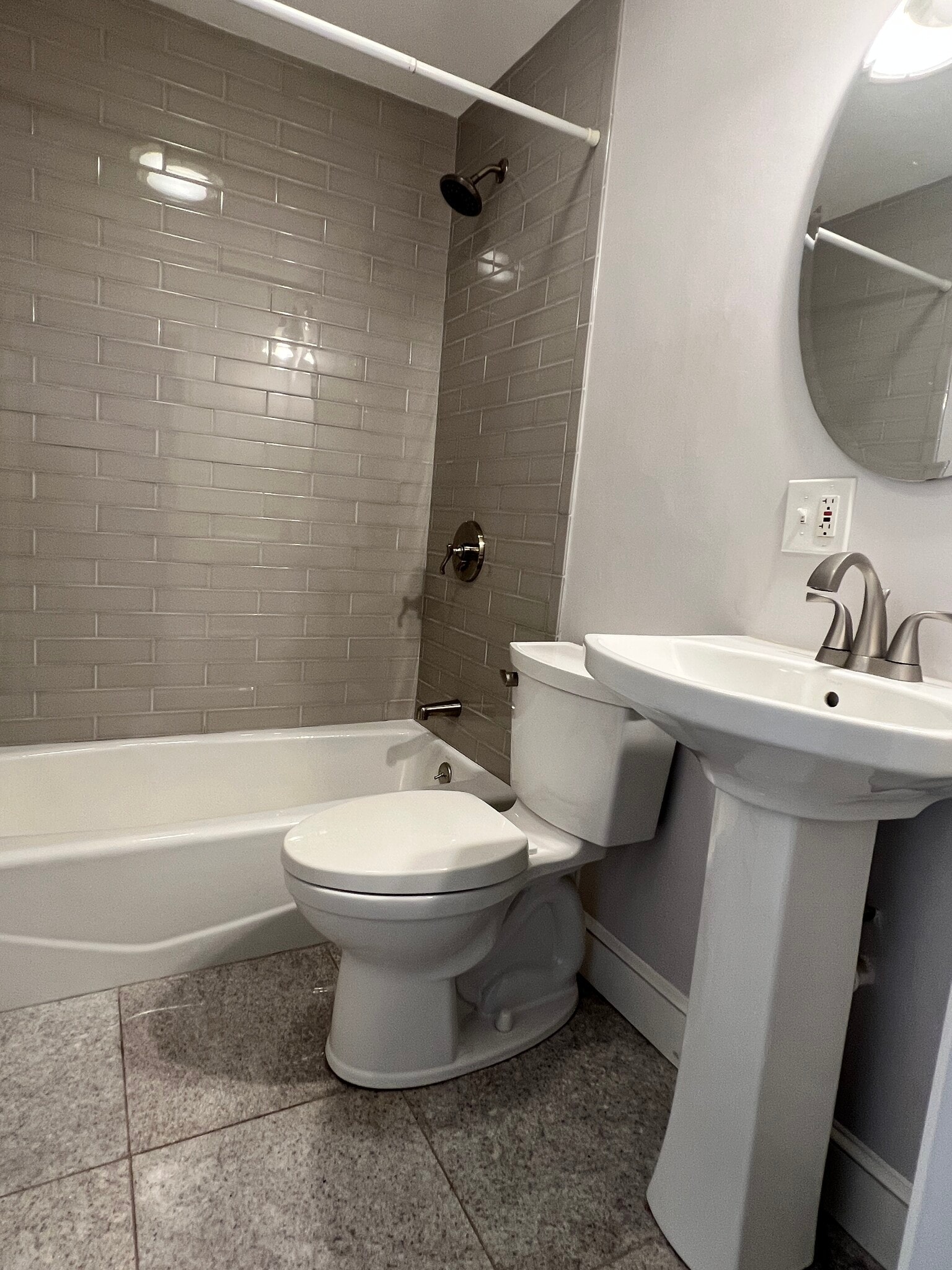 Building Photo - 37 Winchester St