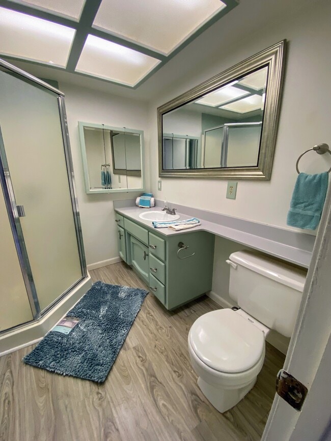 Building Photo - 707 Cirby Way