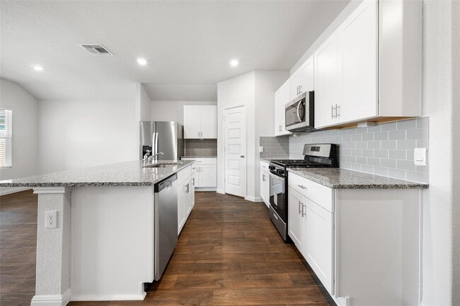 Building Photo - 1641 Lilyturf Rd