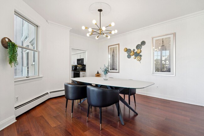 Building Photo - 205 Shearwater Ct W