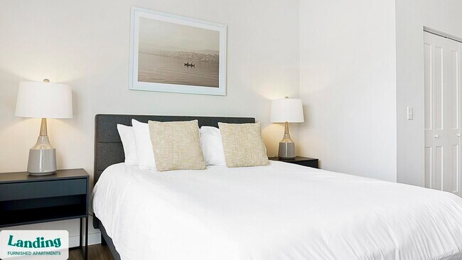 Building Photo - 9906 Runway Dr