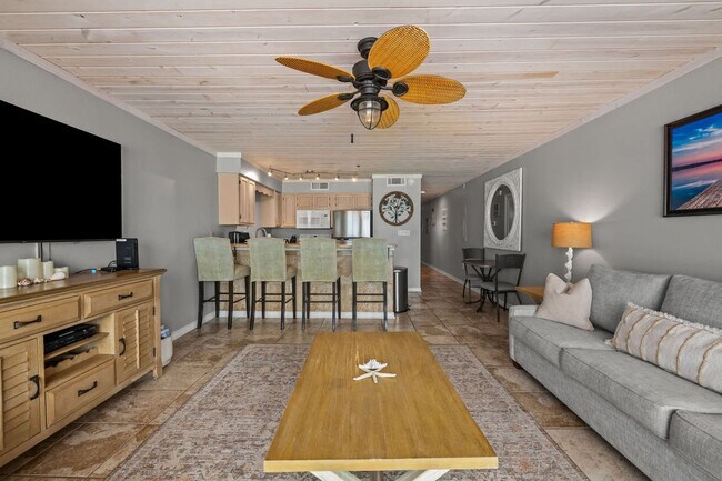 Building Photo - 3290 Scenic Hwy 98