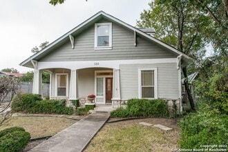 Building Photo - 4-BEDROOM IN ALAMO HEIGHTS