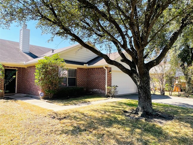 Building Photo - 15303 Kellerwood Dr