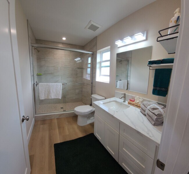 Building Photo - 1 Bed 1 bath Brand new home in Los Osos-Al...