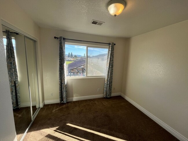 Building Photo - 1632 McClelland St