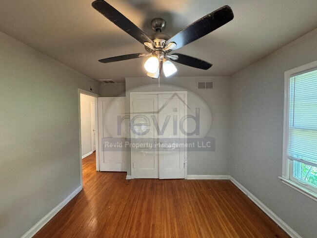 Building Photo - 4605 Verne Rd