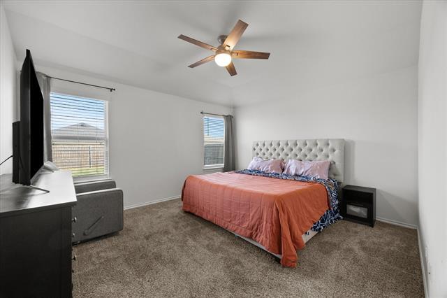 Building Photo - 701 Saddle Oak Ln