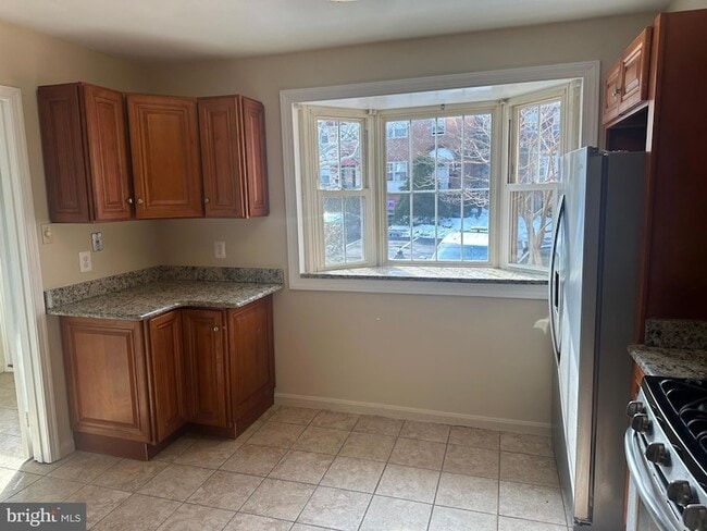 Building Photo - 8146 Larkin Ln