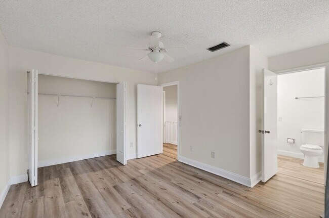 Building Photo - 21682 Cypress Rd