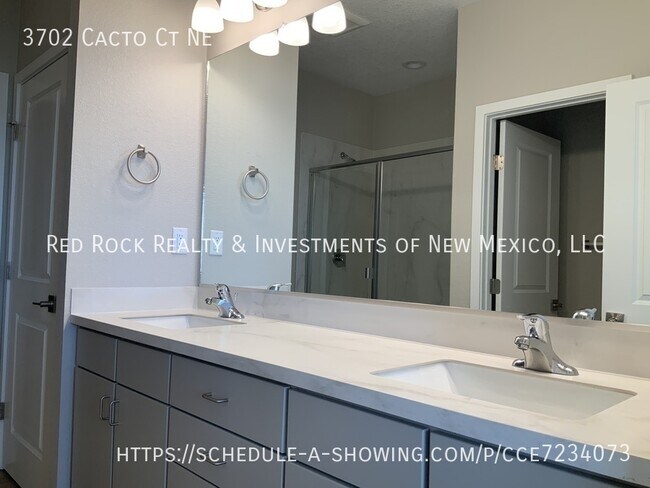 Building Photo - 3702 Cacto Ct