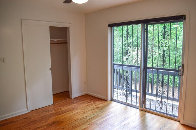 Building Photo - 1610 E 27th Ave