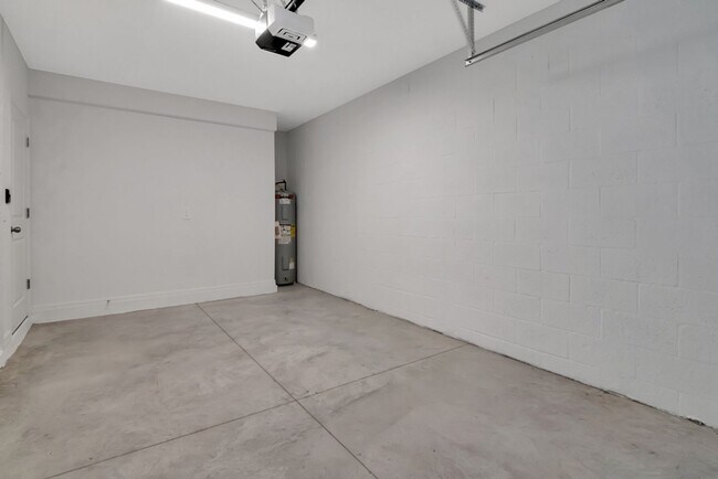 Building Photo - 14060 Lilac Sky Ter