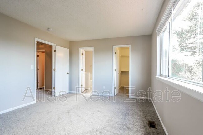 Building Photo - 21125 E 44th Ave