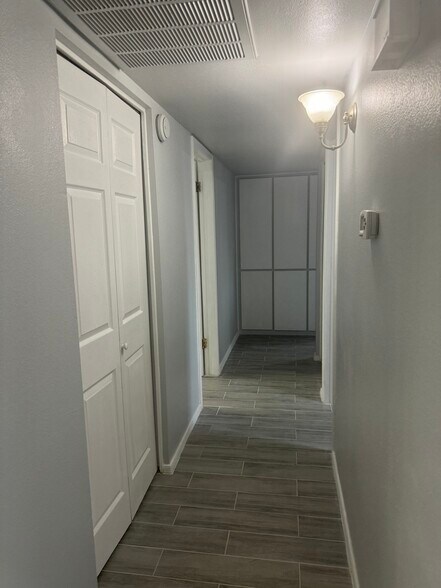 Building Photo - 3744 W Kariba Dr