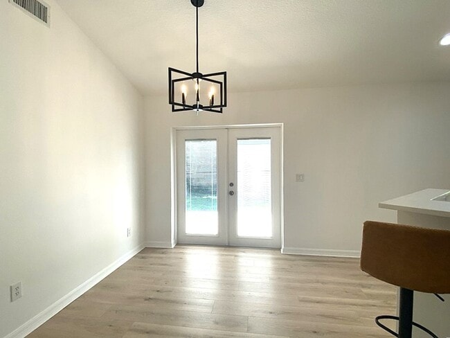 Building Photo - Beautiful New Smyrna Beach Home!