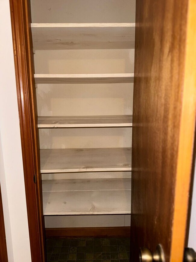 Building Photo - The Willows