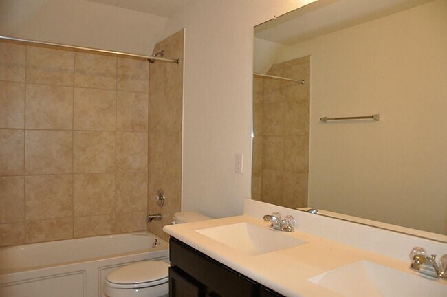 Building Photo - 3326 Karleigh Way