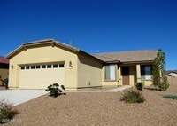 Building Photo - 2561 Sweet Grass Dr