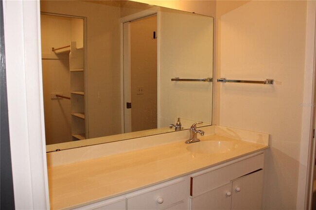 Building Photo - 152 Wild Palm Dr