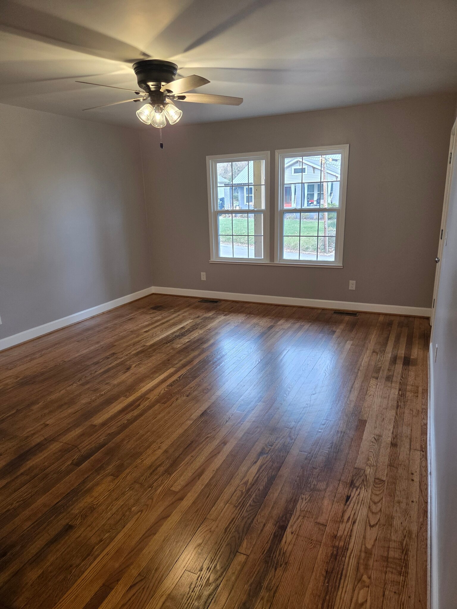 Building Photo - 415 Ford St