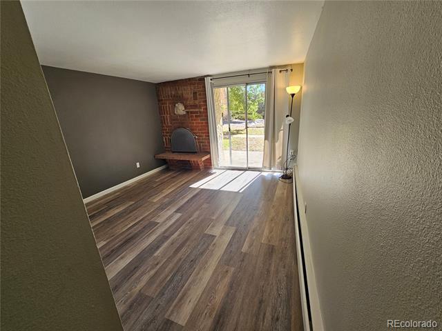 Building Photo - 1304 S Parker Rd