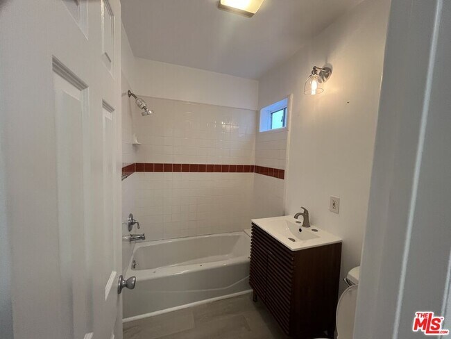 Building Photo - 849 San Miguel Ave