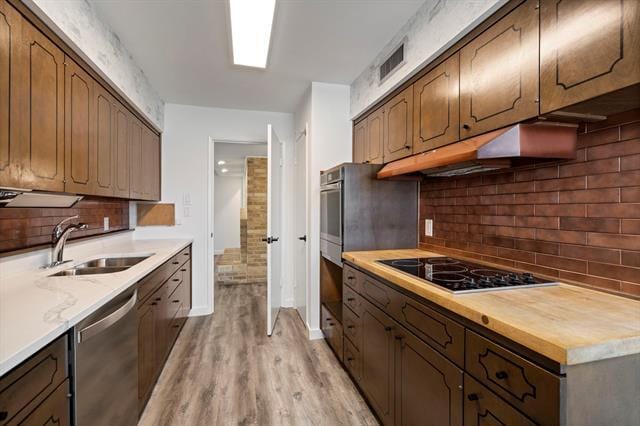 Building Photo - 12611 High Meadow Dr