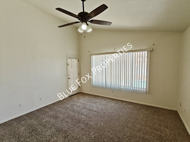 Building Photo - 6717 W Nueva Vista Dr