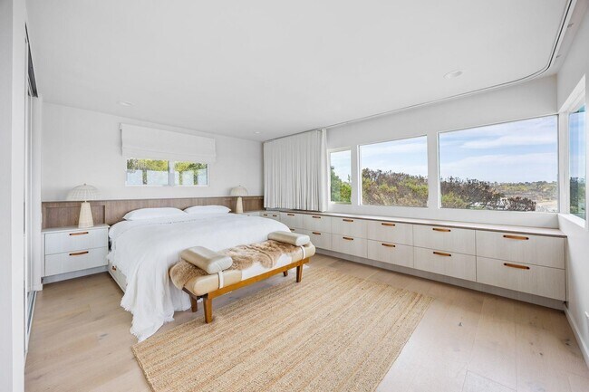 Building Photo - 17440 Revello Dr