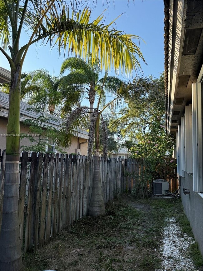 Building Photo - 13742 NW 16th St