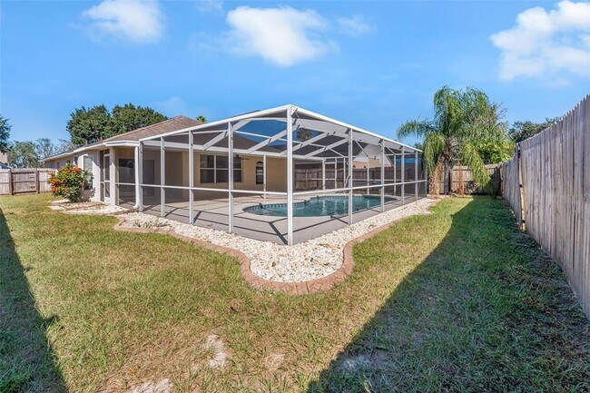 Building Photo - 1442 Lake Shore Ranch Dr