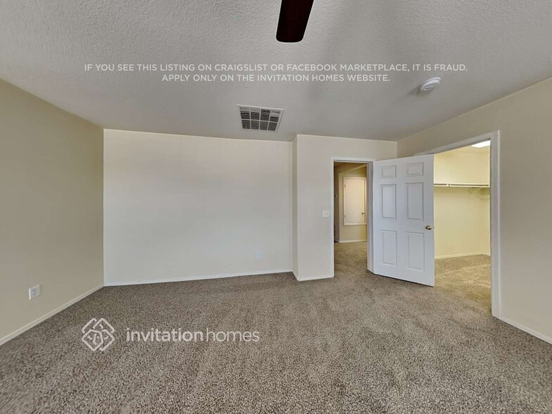 Building Photo - 18474 W Dawn Dr