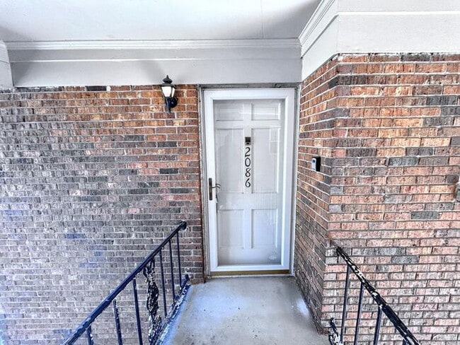Building Photo - 2086 Montreat Cir